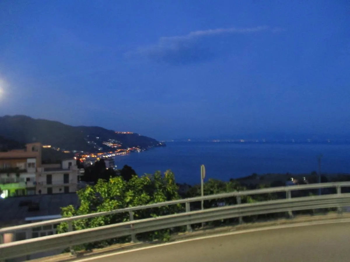I Mori Taormina Apartment Italy